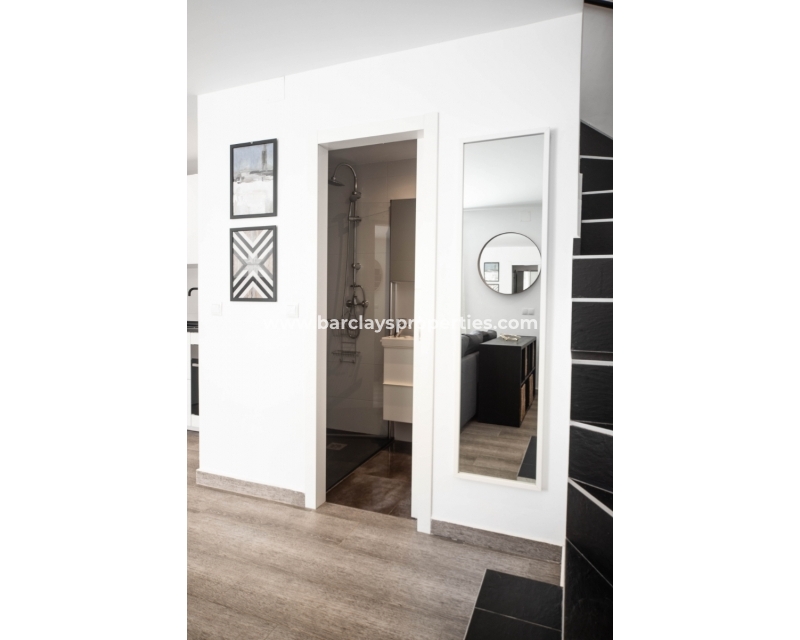 Resale - Reihenhaus - Urb. La Marina