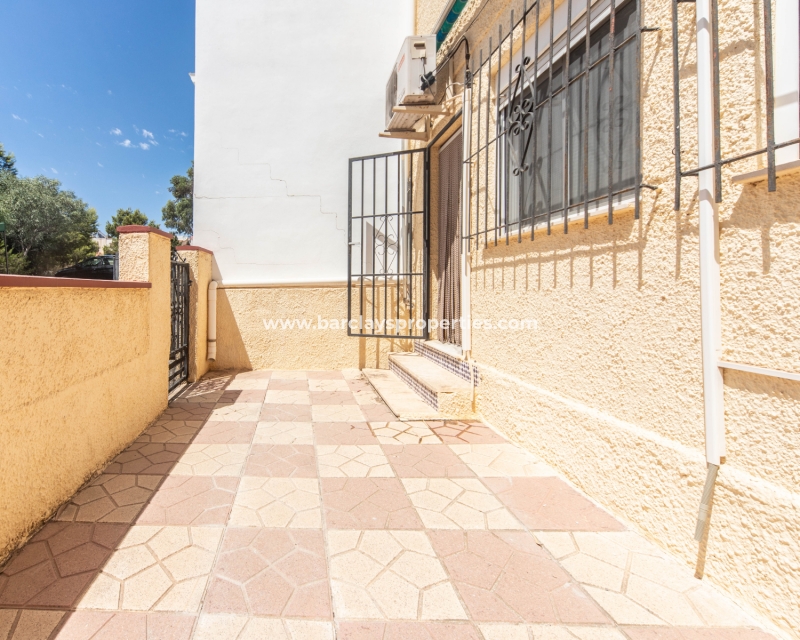 Resale - Reihenhaus - Urb. La Marina