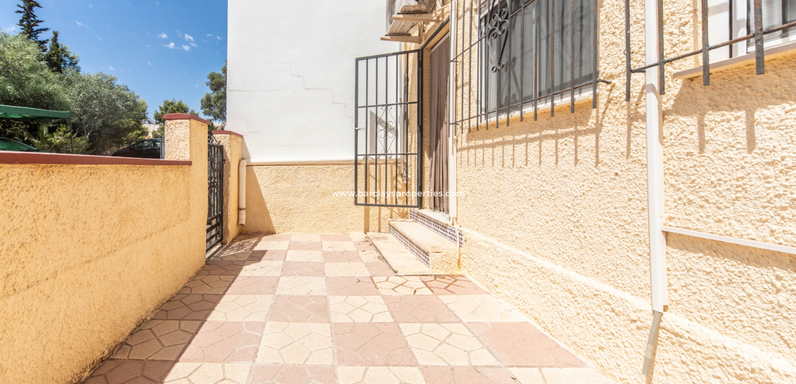 Resale - Reihenhaus - Urb. La Marina