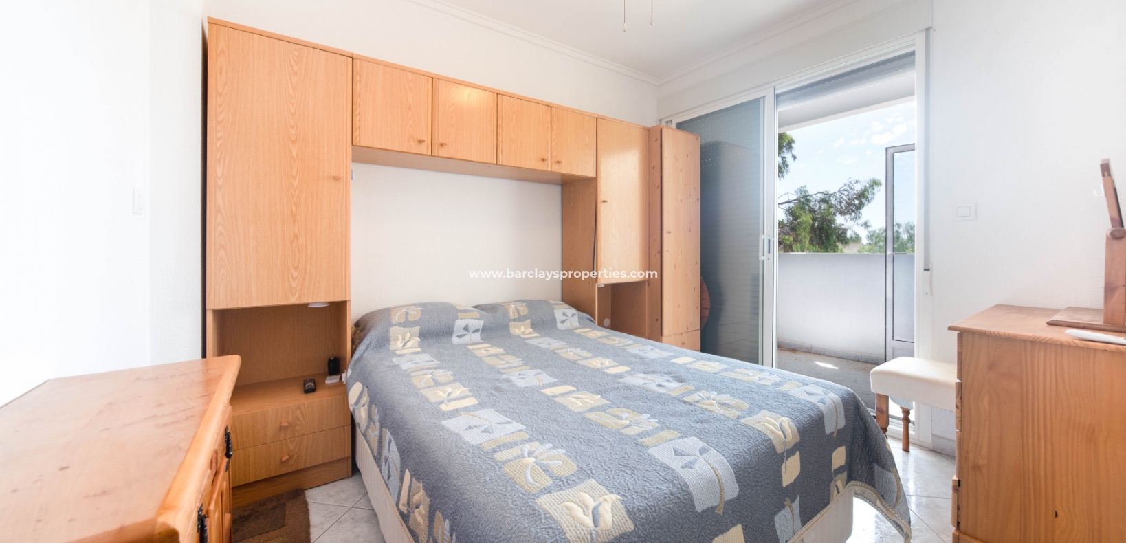 Resale - Reihenhaus - Urb. La Marina