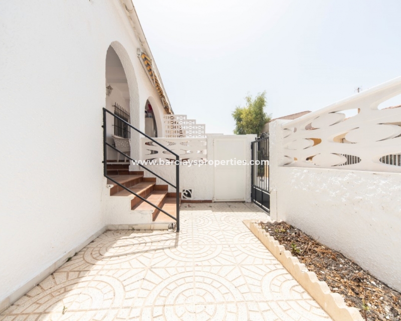 Resale - Reihenhaus - Urb. La Marina