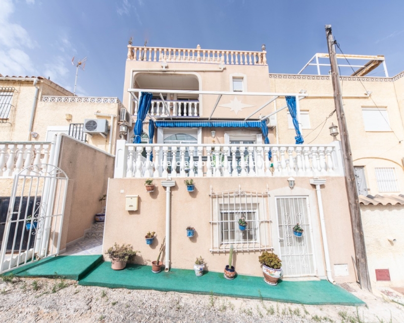 Resale - Reihenhaus - Urb. La Marina