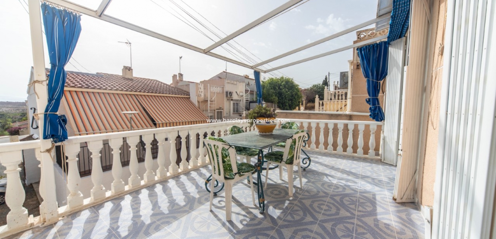 Resale - Reihenhaus - Urb. La Marina