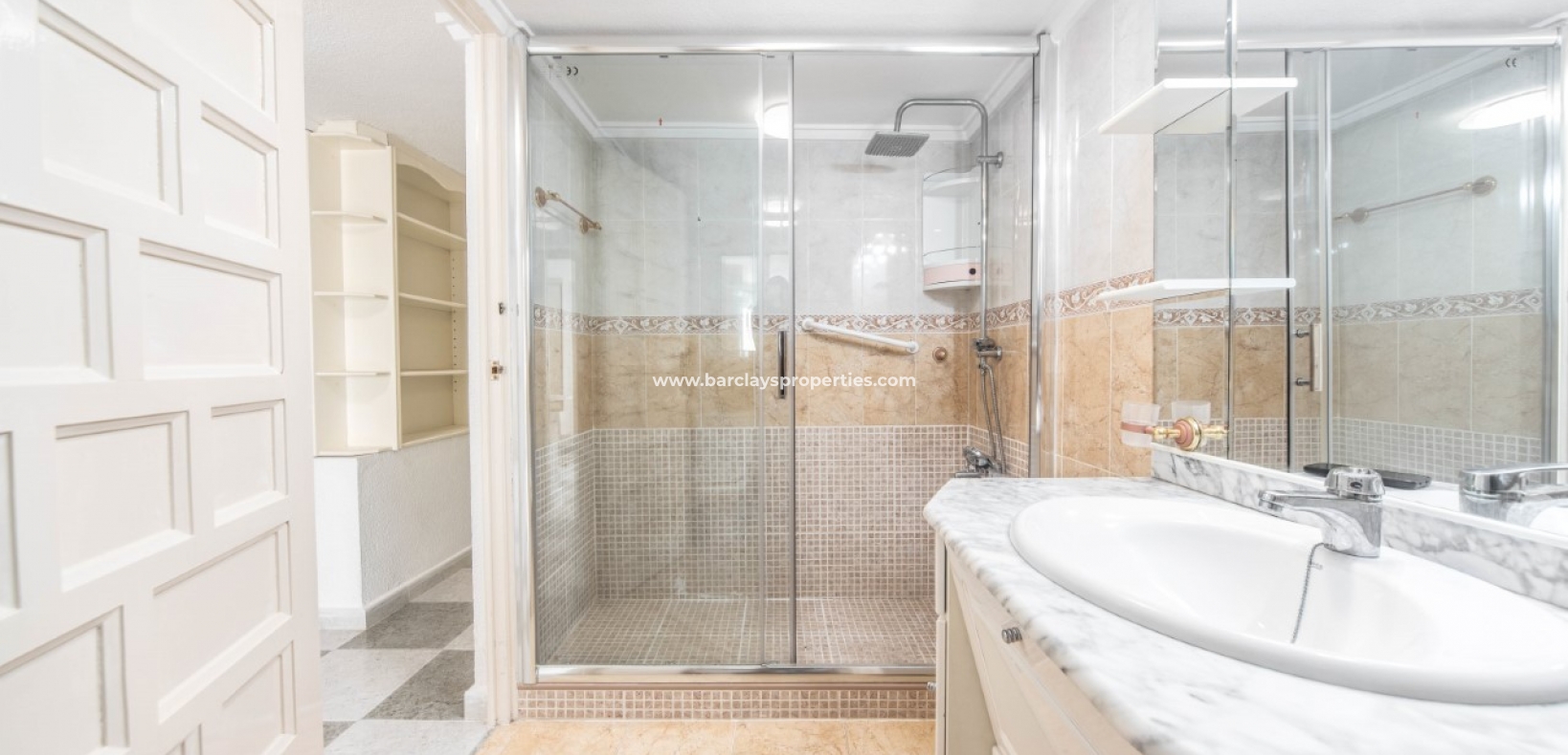 Resale - Reihenhaus - Urb. La Marina