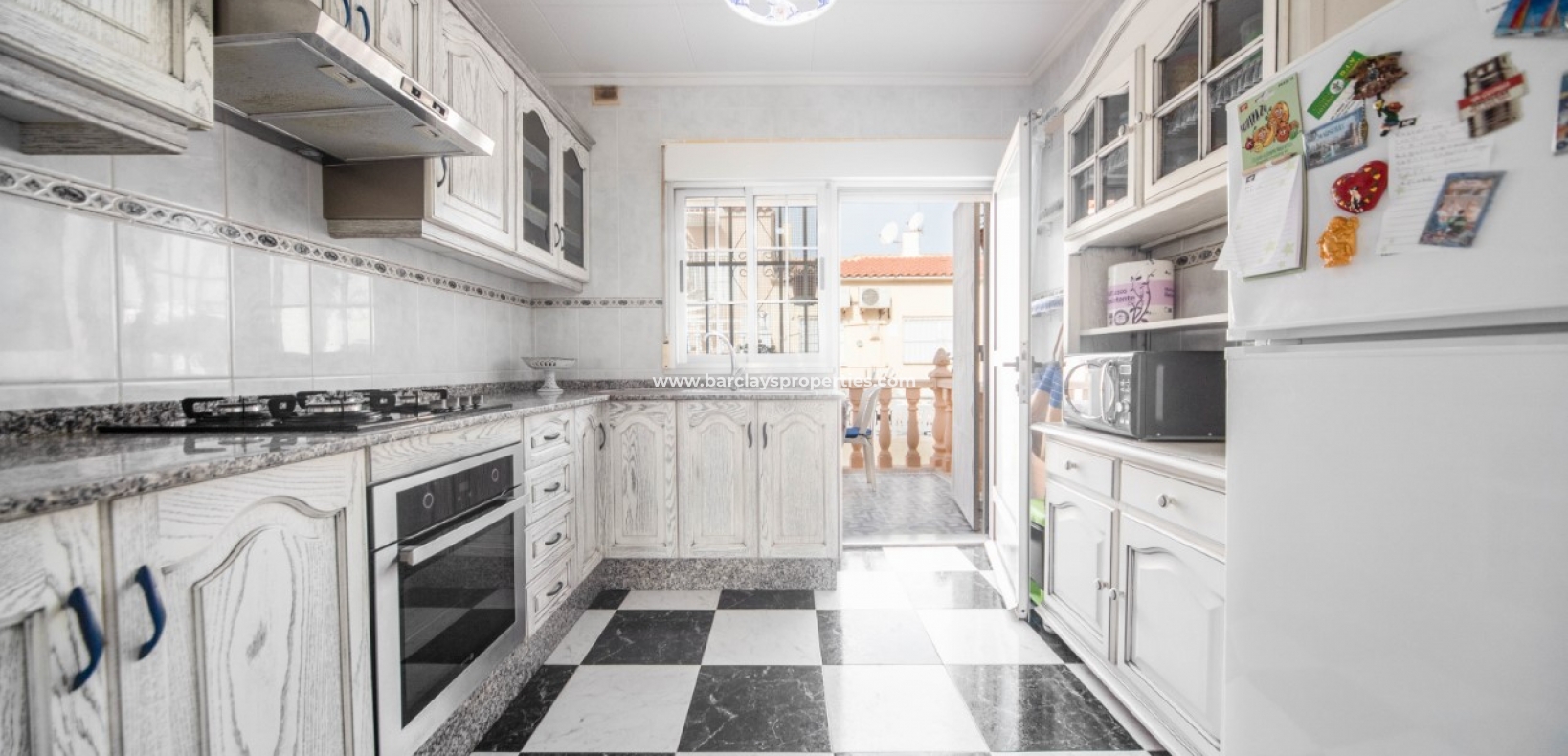 Resale - Reihenhaus - Urb. La Marina