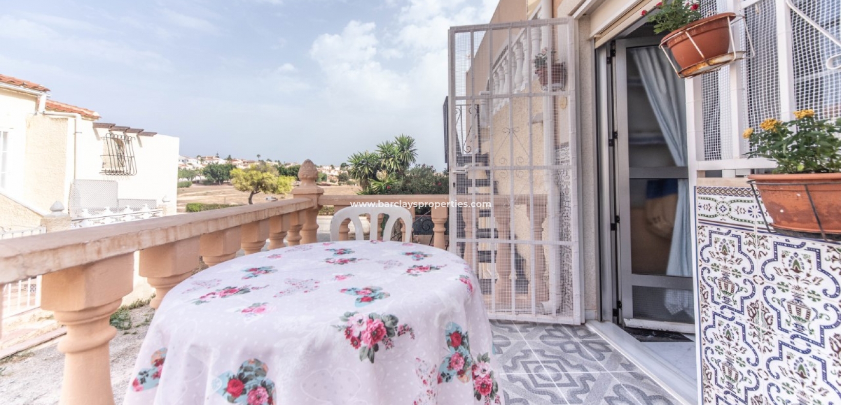 Resale - Reihenhaus - Urb. La Marina