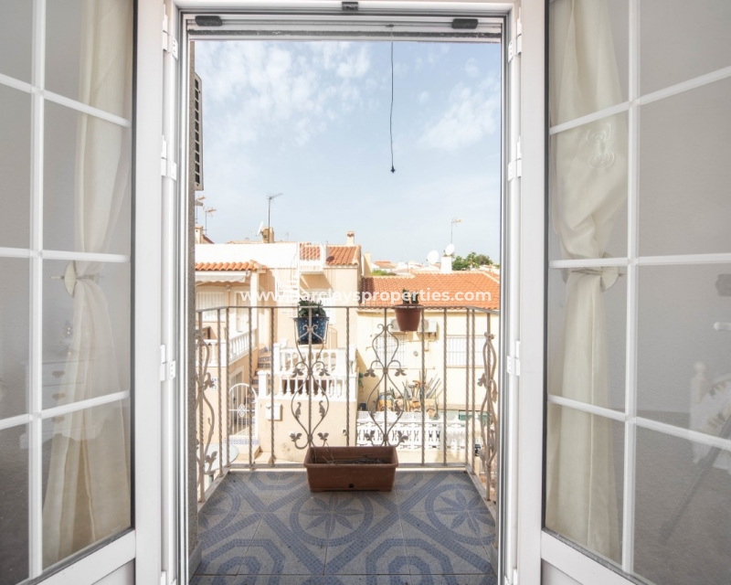 Resale - Reihenhaus - Urb. La Marina