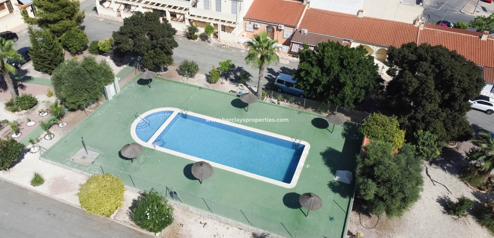 Resale - Reihenhaus - Urb. La Marina