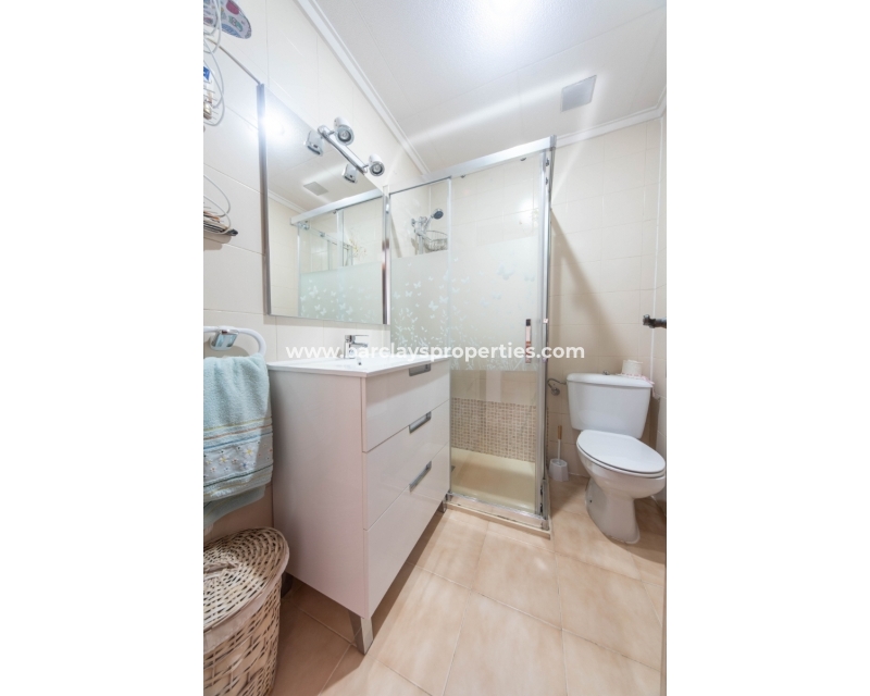 Resale - Reihenhaus - Urb. La Marina