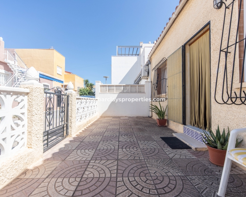 Resale - Reihenhaus - Urb. La Marina