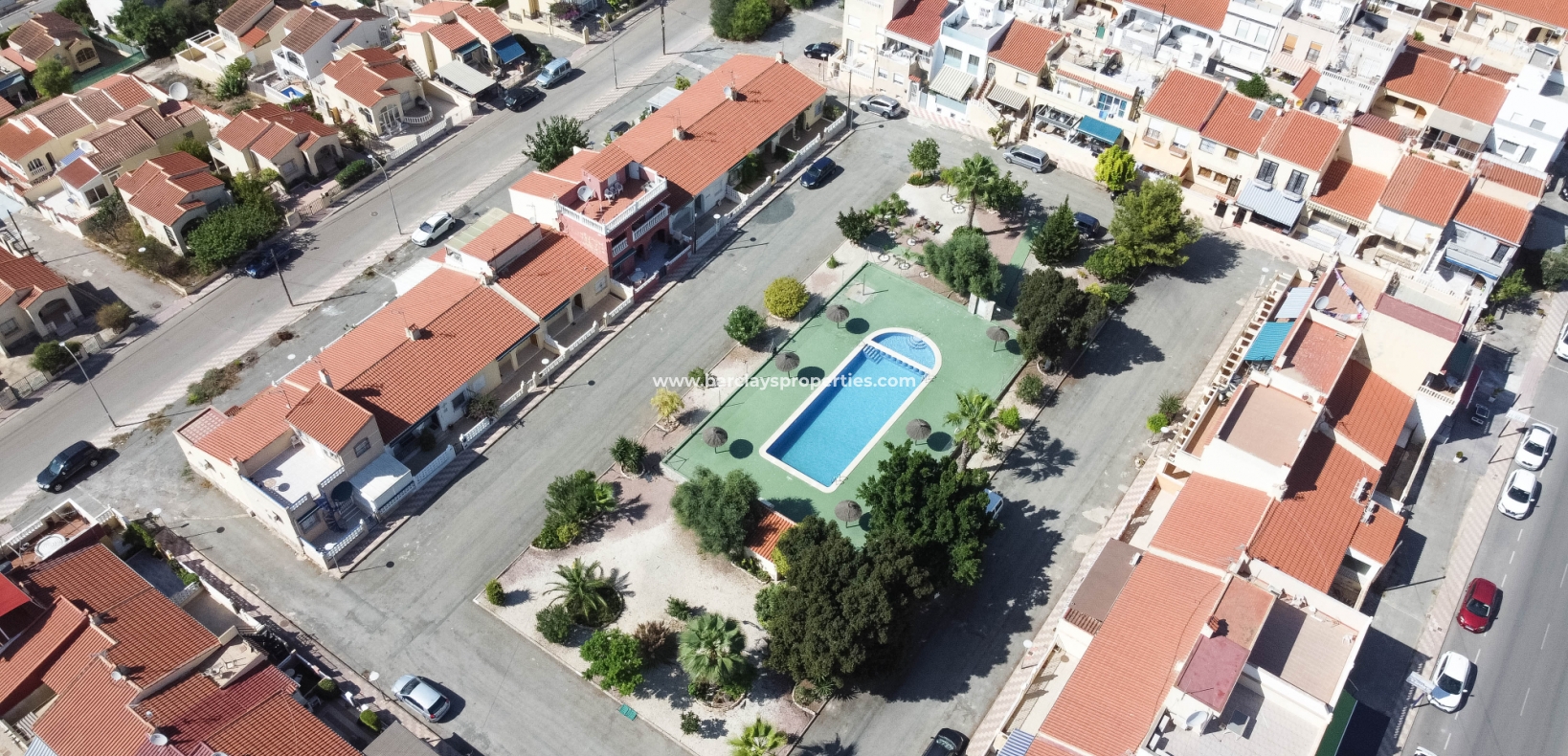 Resale - Reihenhaus - Urb. La Marina