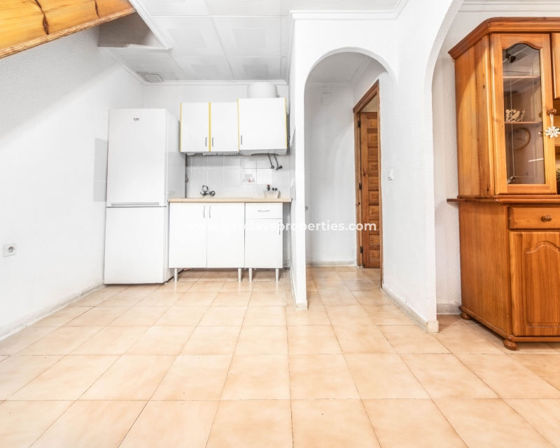 Resale - Reihenhaus - Urb. La Marina