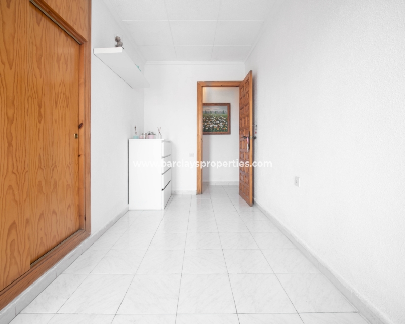 Resale - Reihenhaus - Urb. La Marina