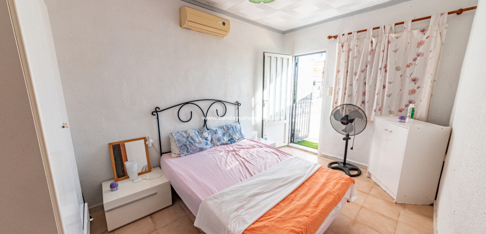 Resale - Reihenhaus - Urb. La Marina