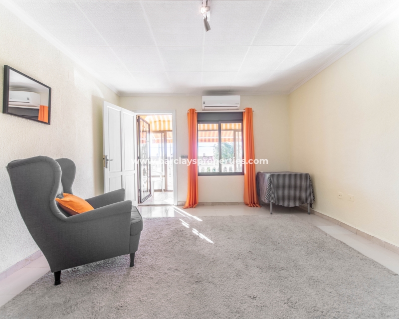 Resale - Reihenhaus - Urb. La Marina