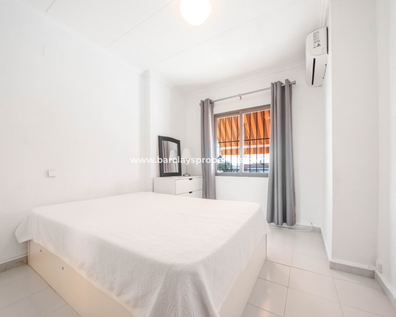 Resale - Reihenhaus - Urb. La Marina