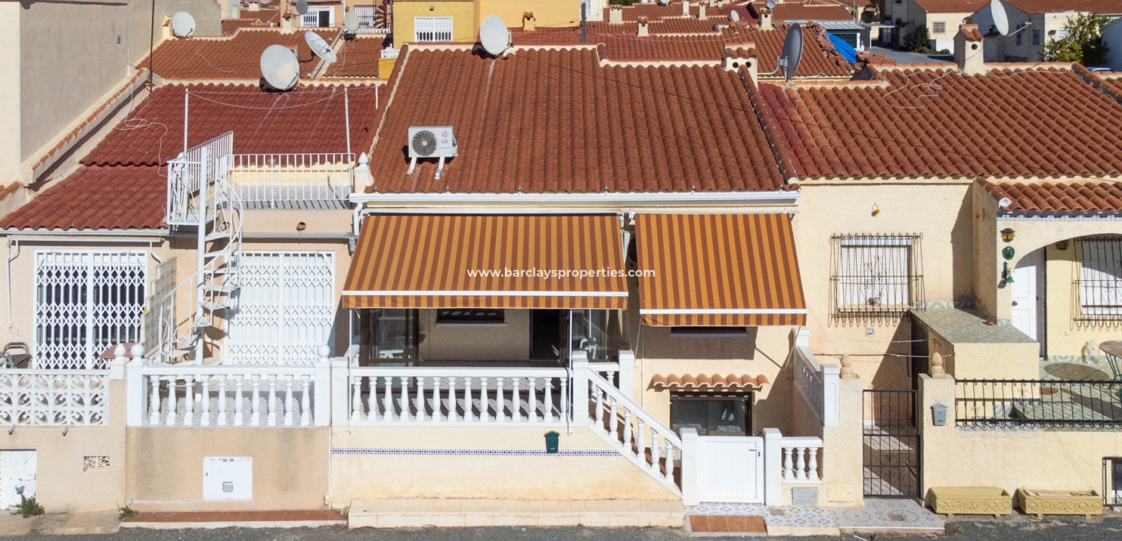 Resale - Reihenhaus - Urb. La Marina