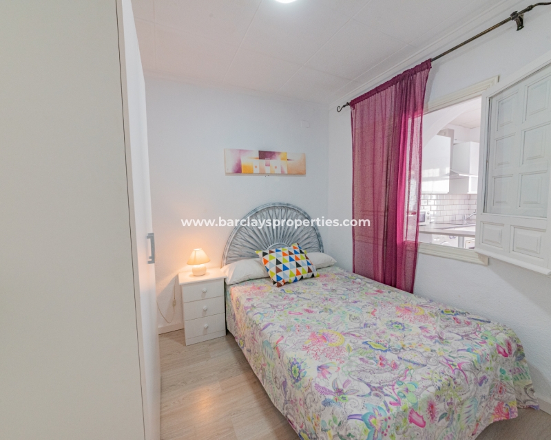 Resale - Reihenhaus - Urb. La Marina