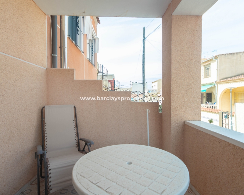 Resale - Reihenhaus - Urb. La Marina