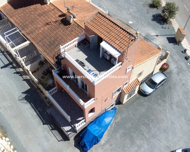 Resale - Reihenhaus - Urb. La Marina