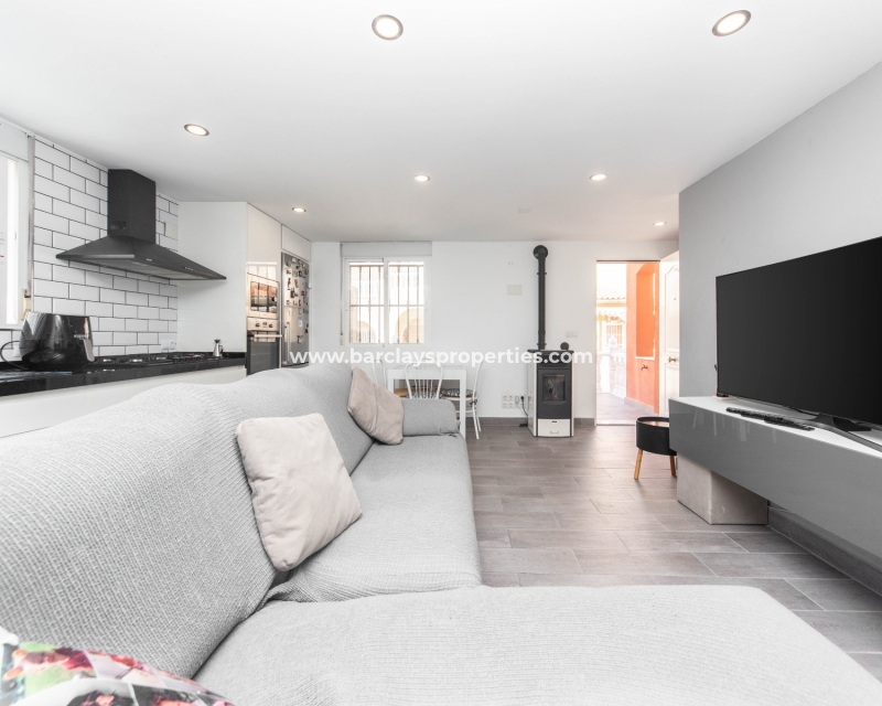 Resale - Reihenhaus - Urb. La Marina