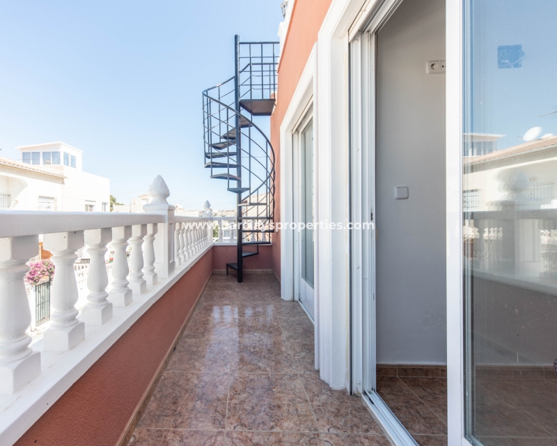 Resale - Reihenhaus - Urb. La Marina