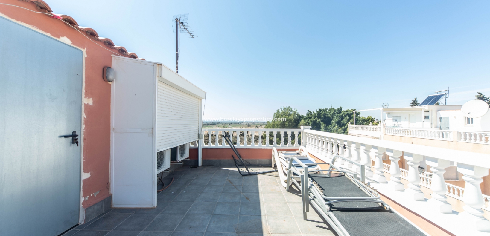 Resale - Reihenhaus - Urb. La Marina