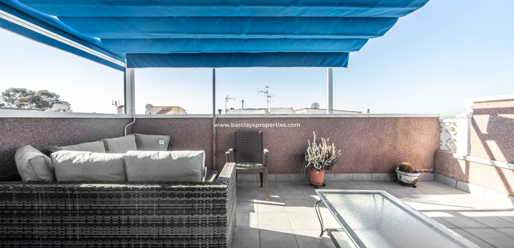 Resale - Reihenhaus - Urb. La Marina