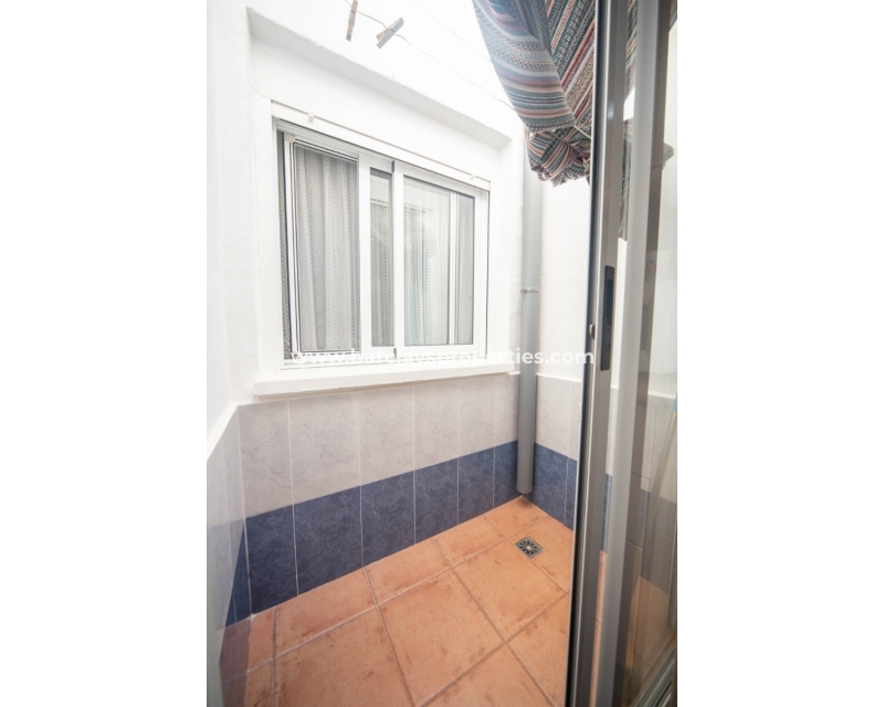 Resale - Reihenhaus - Urb. La Marina