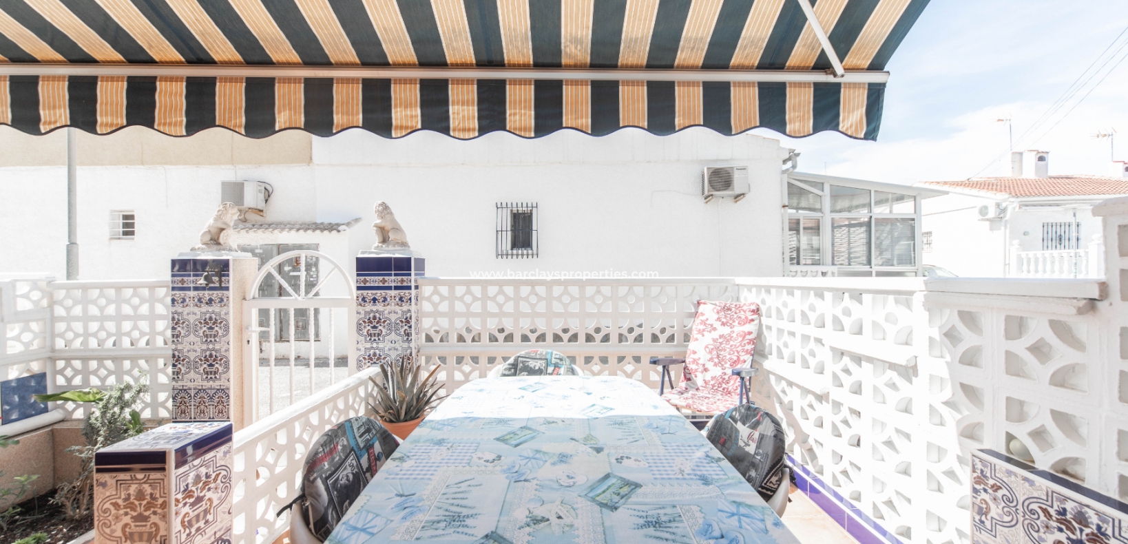 Resale - Reihenhaus - Urb. La Marina