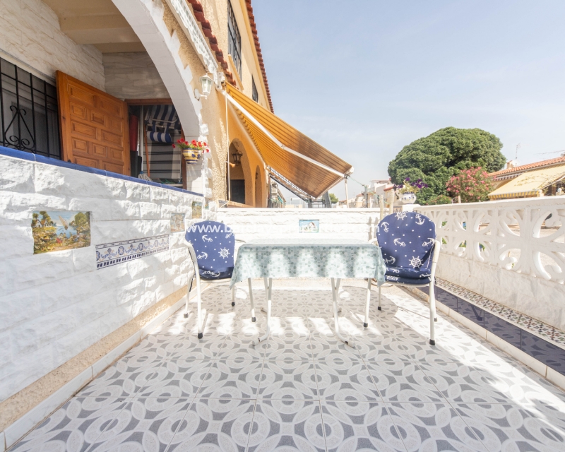 Resale - Reihenhaus - Urb. La Marina