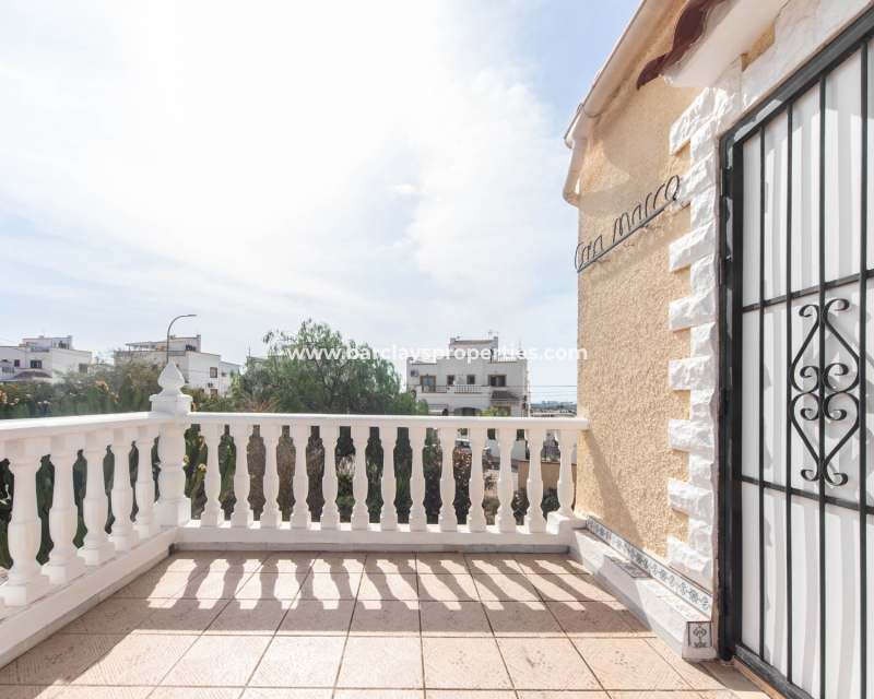 Resale - Reihenhaus - Urb. La Marina