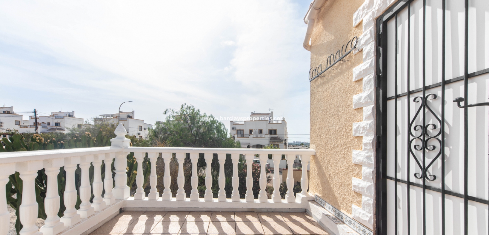 Resale - Reihenhaus - Urb. La Marina