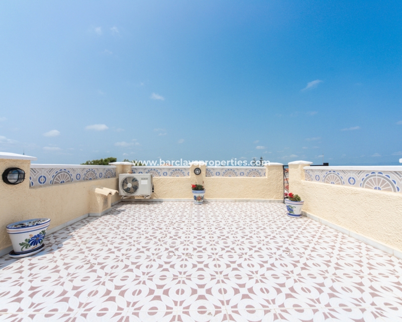 Resale - Reihenhaus - Urb. La Marina