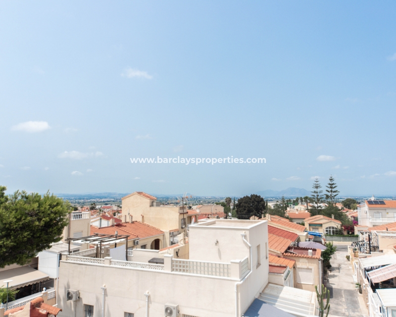 Resale - Reihenhaus - Urb. La Marina