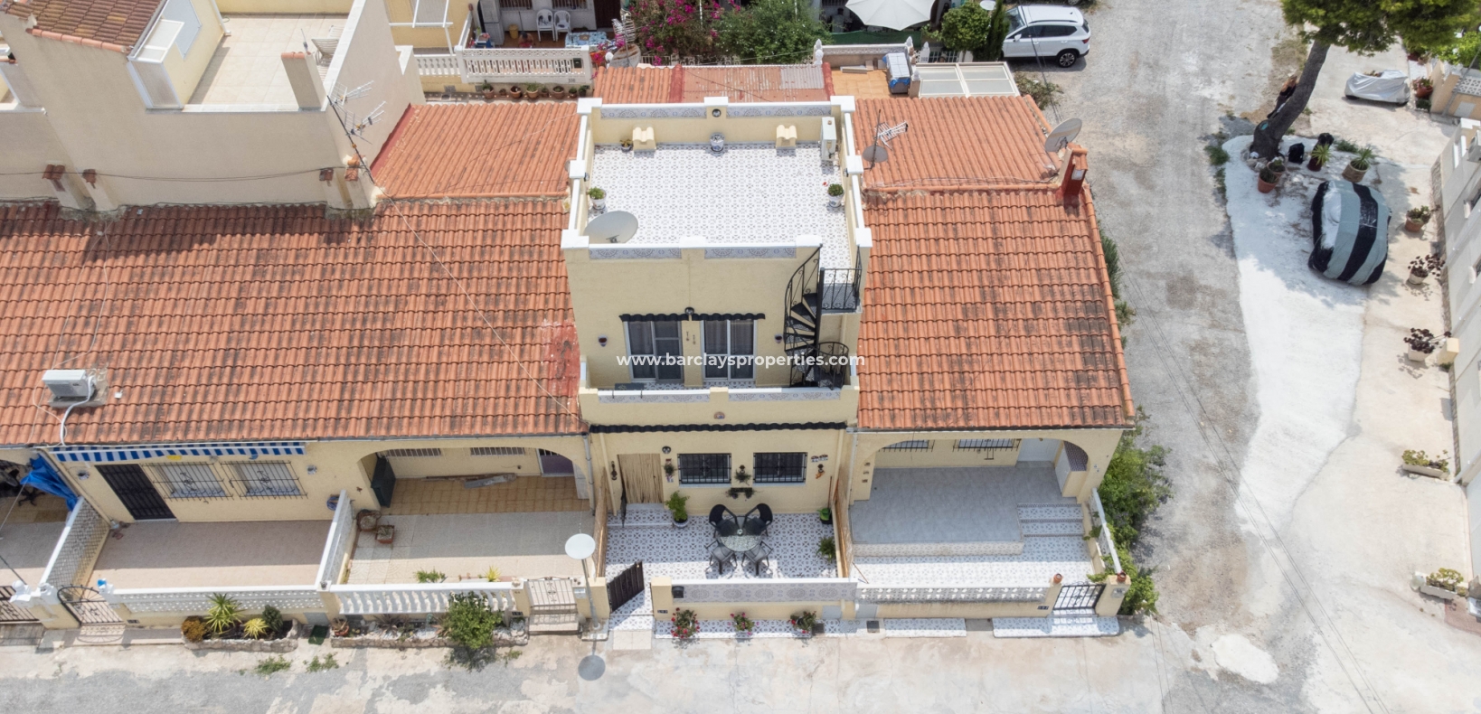 Resale - Reihenhaus - Urb. La Marina