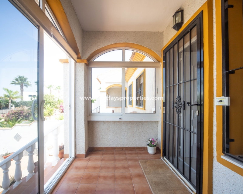 Resale - Reihenhaus - Urb. La Marina