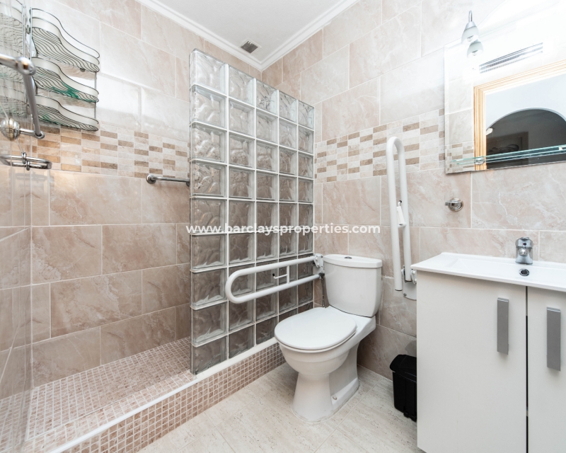 Resale - Reihenhaus - Urb. La Marina