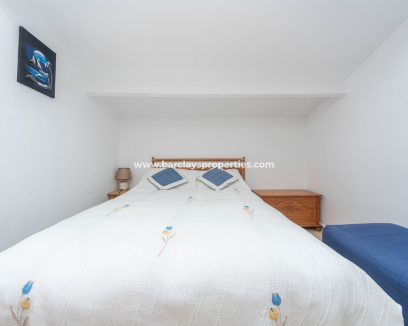 Resale - Reihenhaus - Urb. La Marina