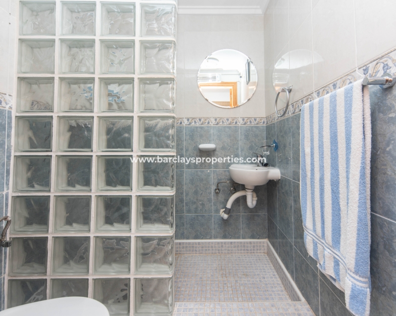 Resale - Reihenhaus - Urb. La Marina