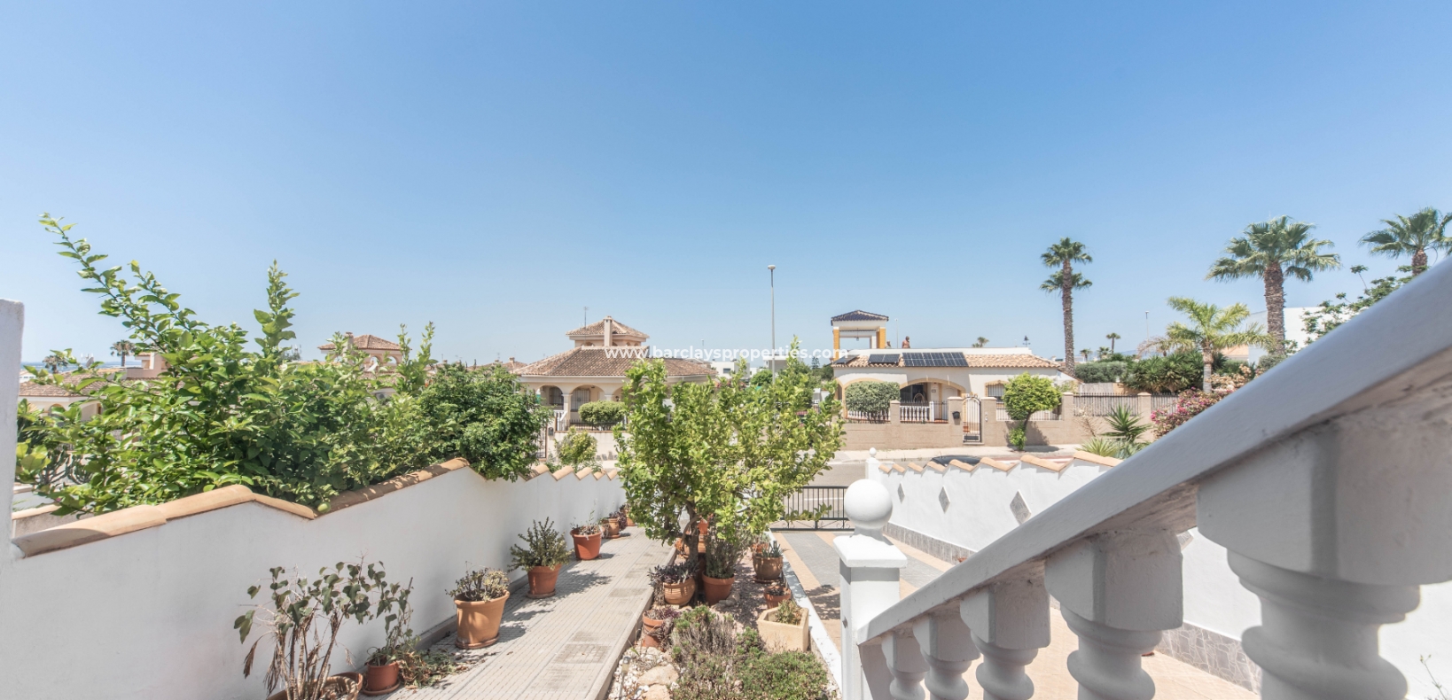 Resale - Reihenhaus - Urb. La Marina