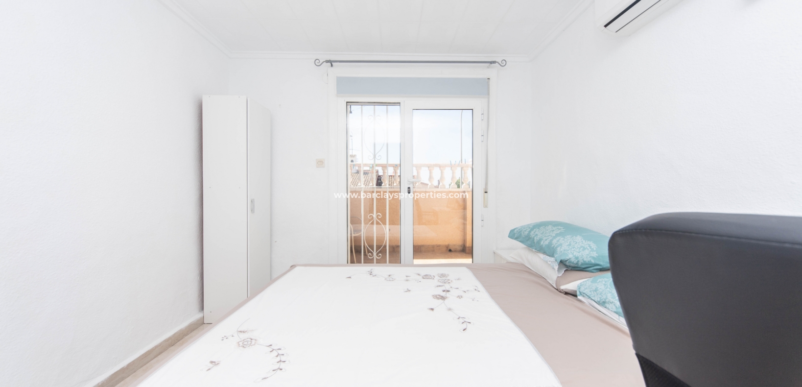 Resale - Reihenhaus - Urb. La Marina