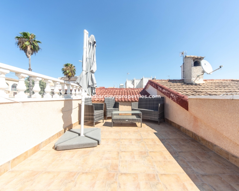 Resale - Reihenhaus - Urb. La Marina