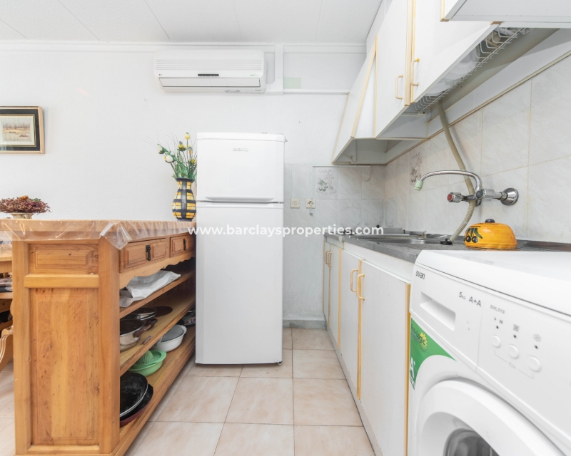 Resale - Reihenhaus - Urb. La Marina