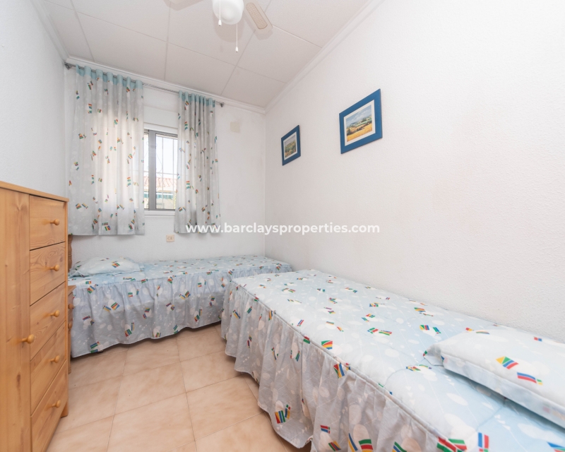 Resale - Reihenhaus - Urb. La Marina