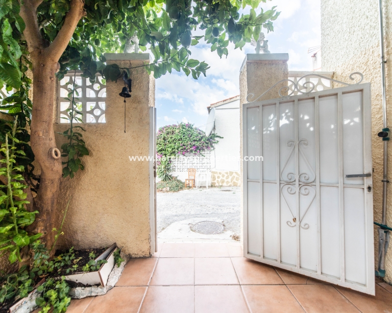 Resale - Reihenhaus - Urb. La Marina