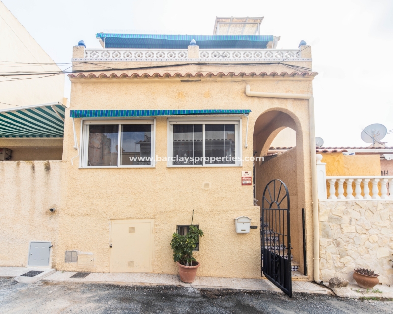 Resale - Reihenhaus - Urb. La Marina