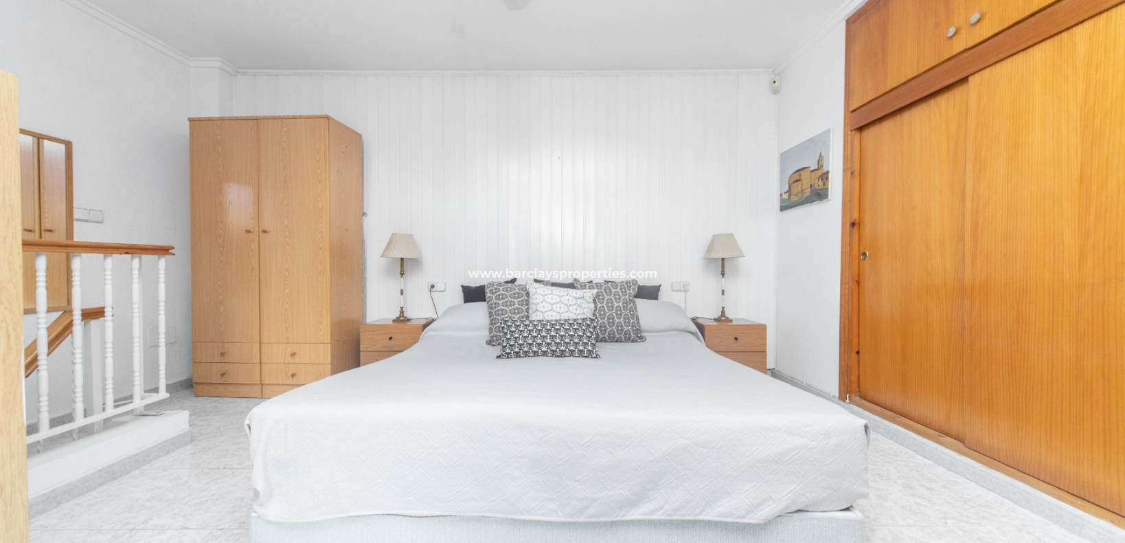 Resale - Reihenhaus - Urb. La Marina