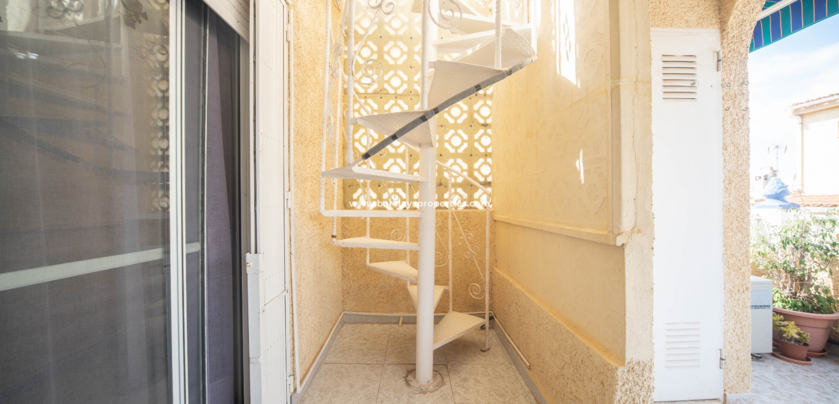 Resale - Reihenhaus - Urb. La Marina