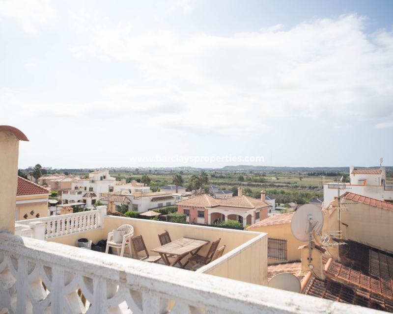 Resale - Reihenhaus - Urb. La Marina